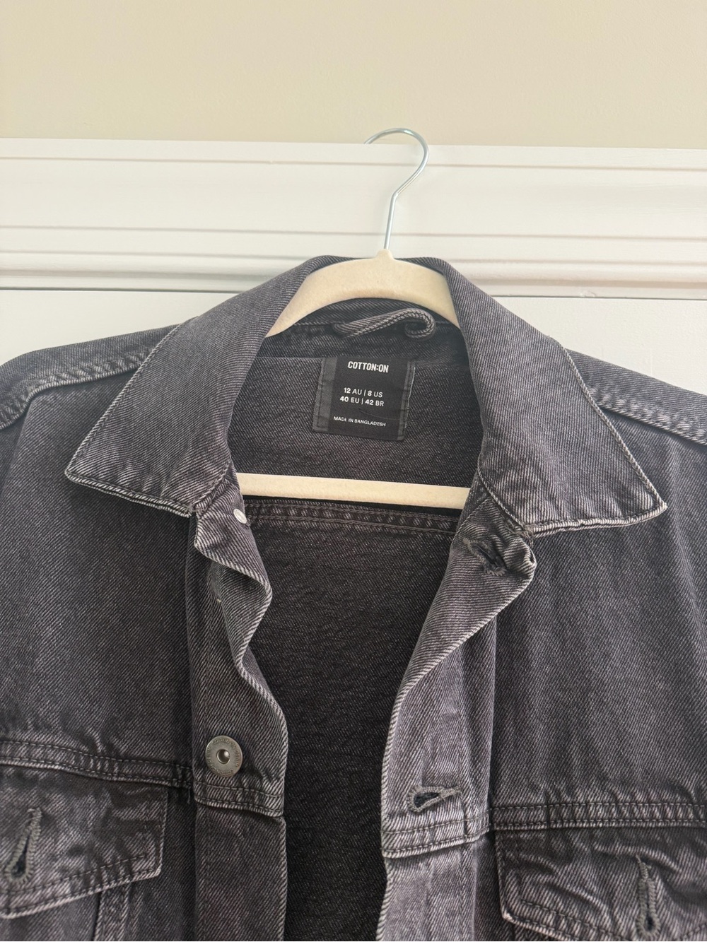 Jean jacket - Picture 5 of 8